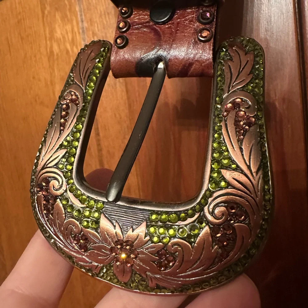 EUC Kippys Swarovski Belt - Picture 7 of 7